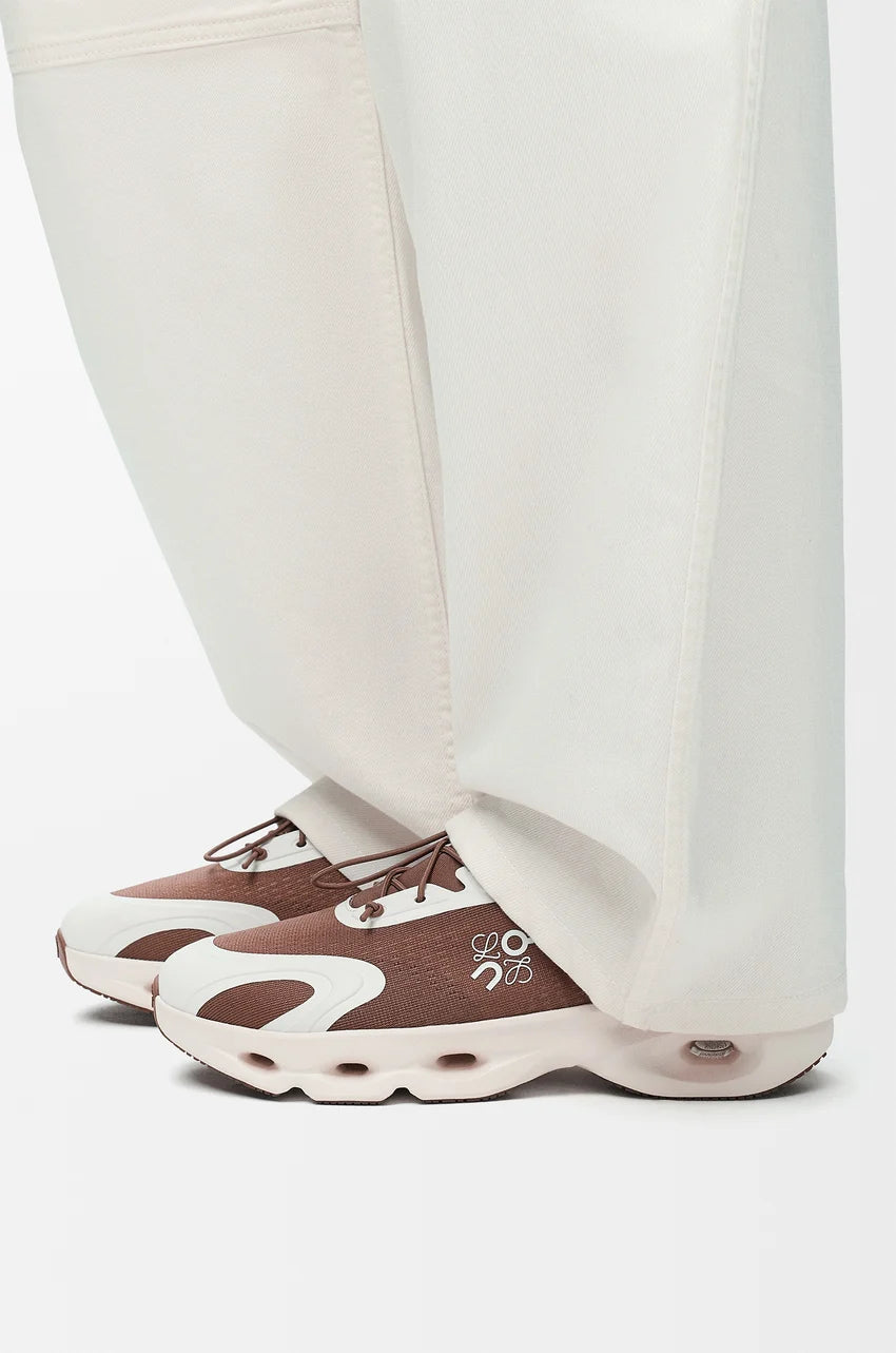 Loewe x ON Cloudsolo (Taupe/Eggshell)