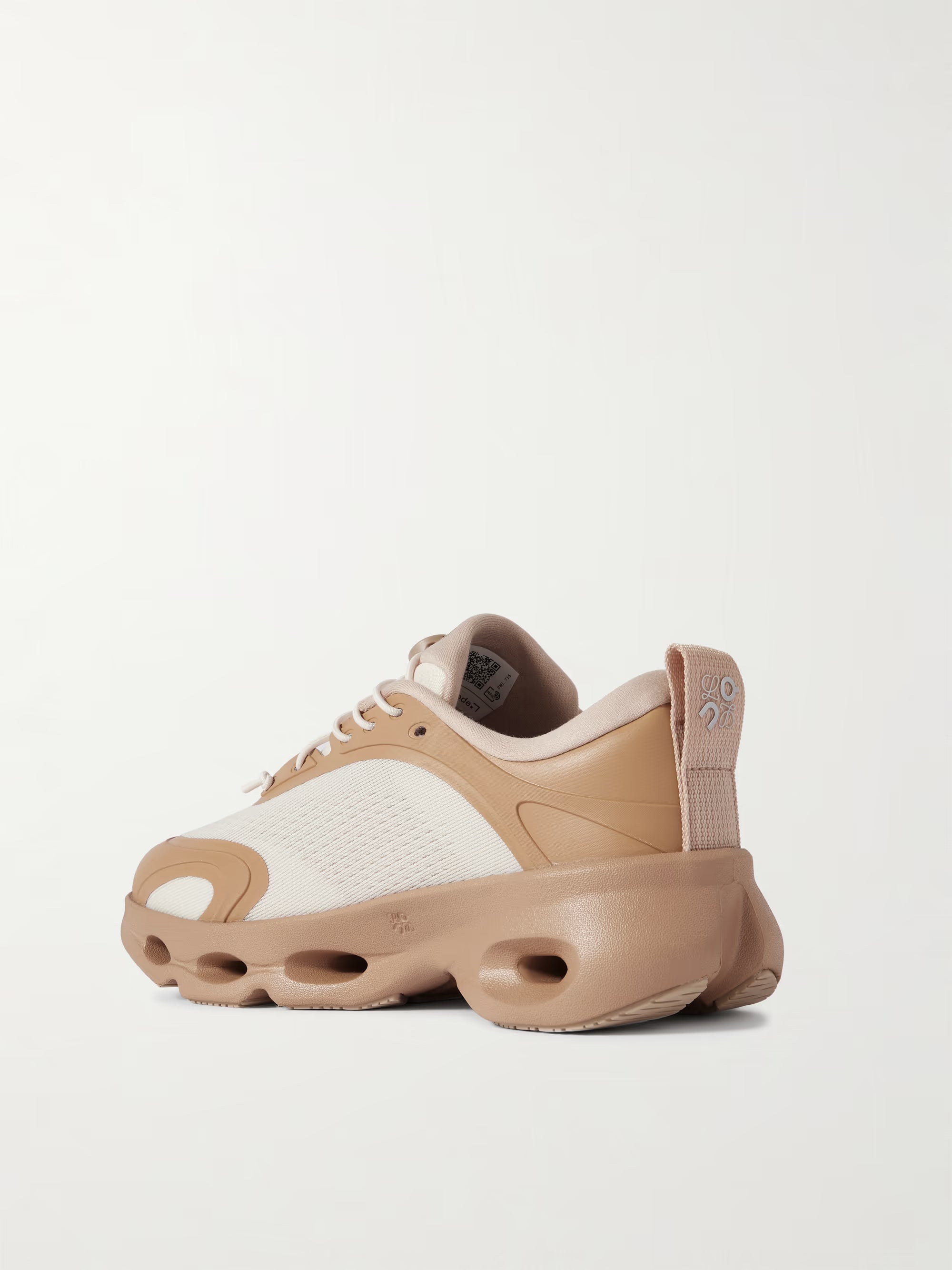 Loewe x ON Cloudsolo