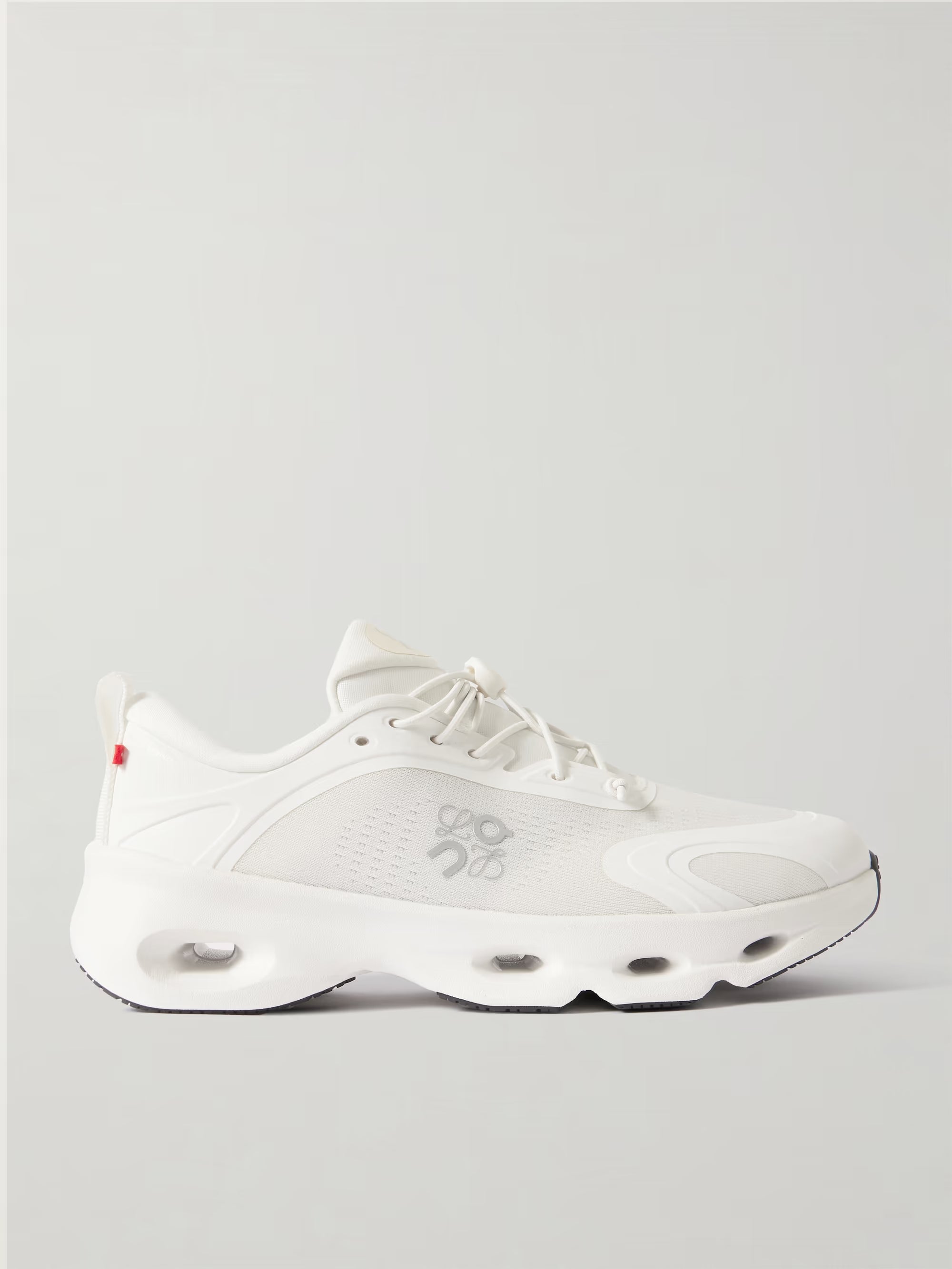 Loewe x ON Cloudsolo