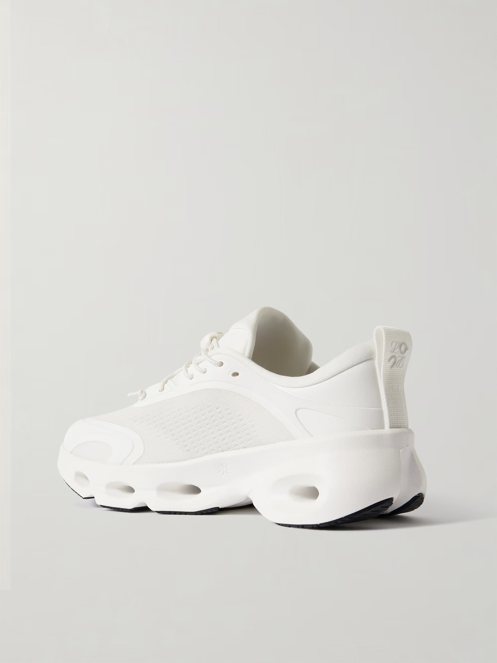 Loewe x ON Cloudsolo